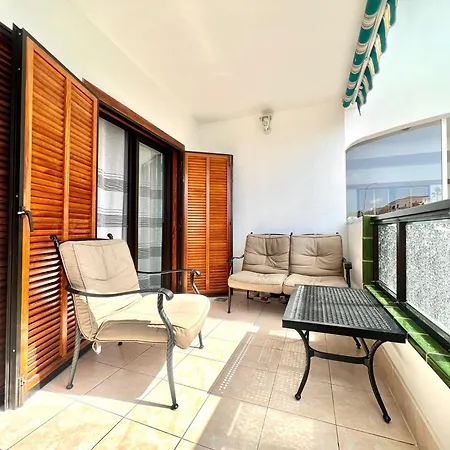 Апартаменты With Wifi, Heated Pool On The Atlantic Ocean Front Line *