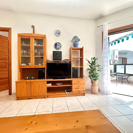 Апартаменты With Wifi, Heated Pool On The Atlantic Ocean Front Line Коста-дель-Силенцио