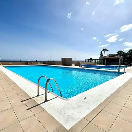 With Wifi, Heated Pool On The Atlantic Ocean Front Line *