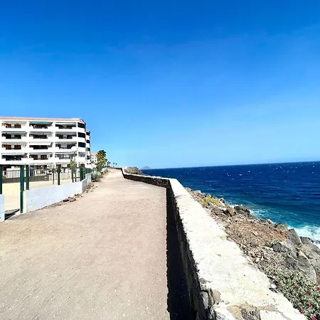With Wifi, Heated Pool On The Atlantic Ocean Front Line *