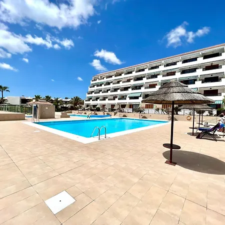 With Wifi, Heated Pool On The Atlantic Ocean Front Line *
