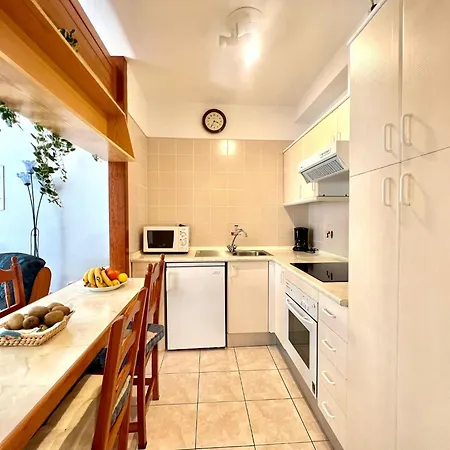 Apartman With Wifi, Heated Pool On The Atlantic Ocean Front Line Costa Del Silencio